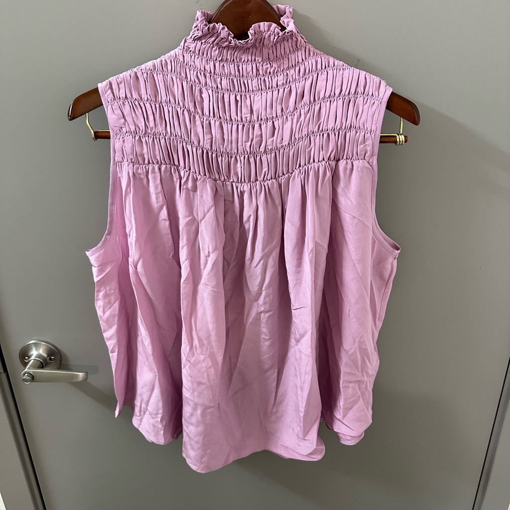 Frame Mocked Sleeveless Blouse